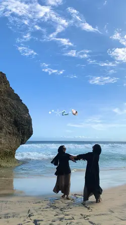 Pantai aesthetic