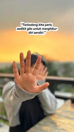 Sedikit gila