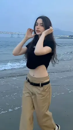 slow motion beach ai