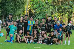 sepak bola