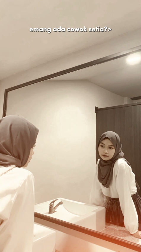 Emang Ada Cwok Setia