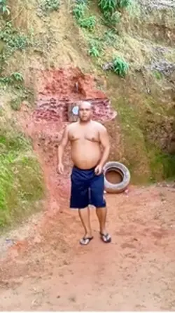 Mẫu 3 ảnh phóng đao
