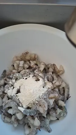 Cách sơ chế Tôm
