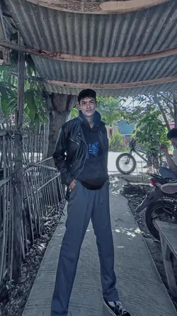 EFEK TINGGI 0,5 TREN