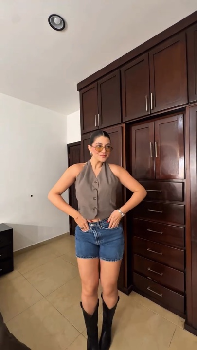 outfit transition 