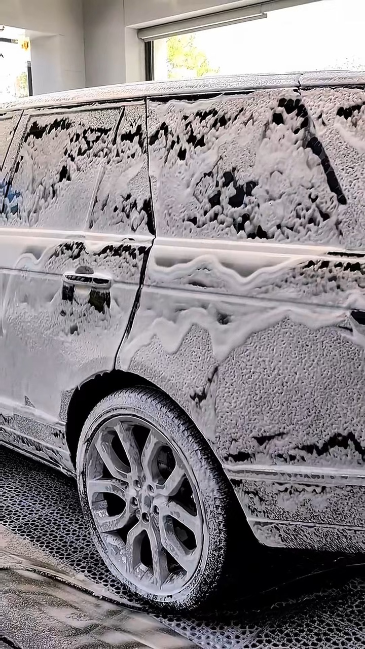Nettoyage de voiture