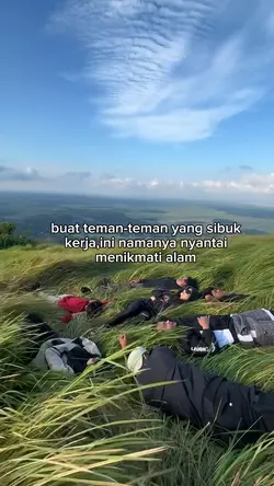 menikmati alam