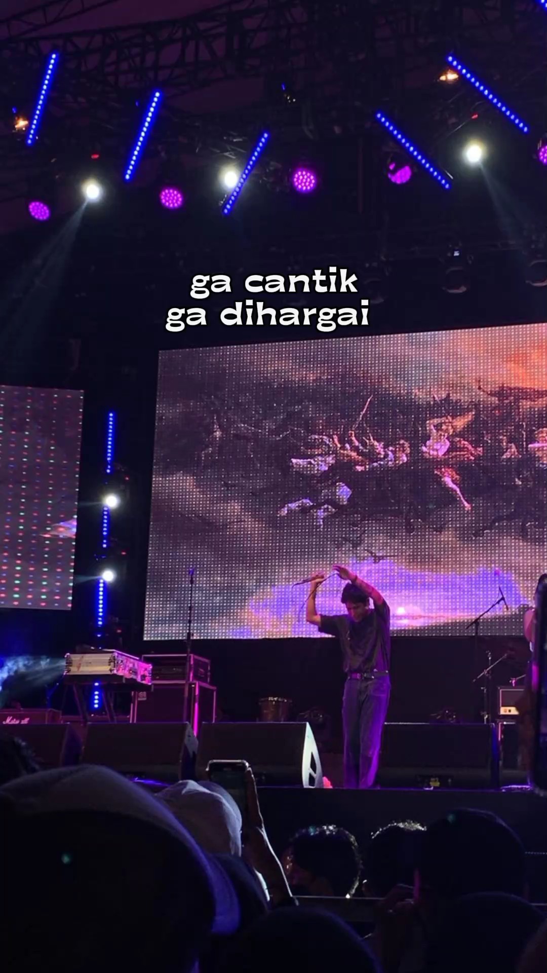 teks bisa diganti