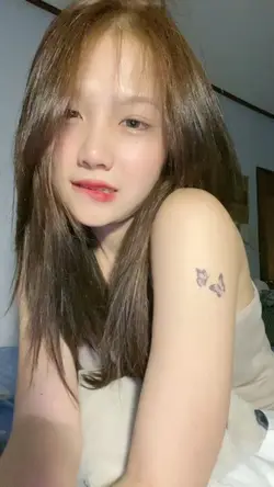 ผมเข้าไปในผับ