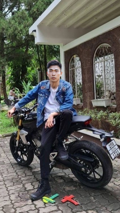 With motrcycle