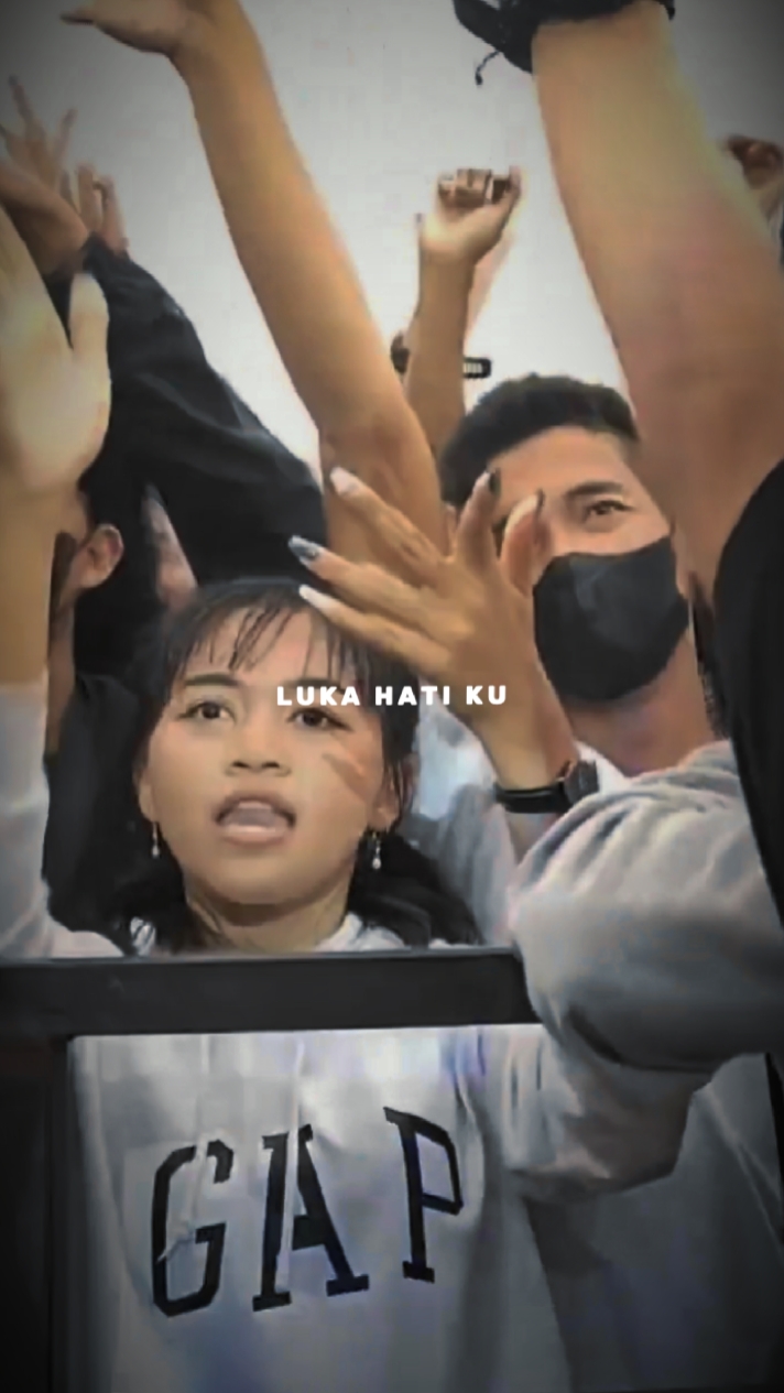 Luka hati ku ini