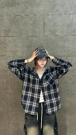 2 pics TV43503101909