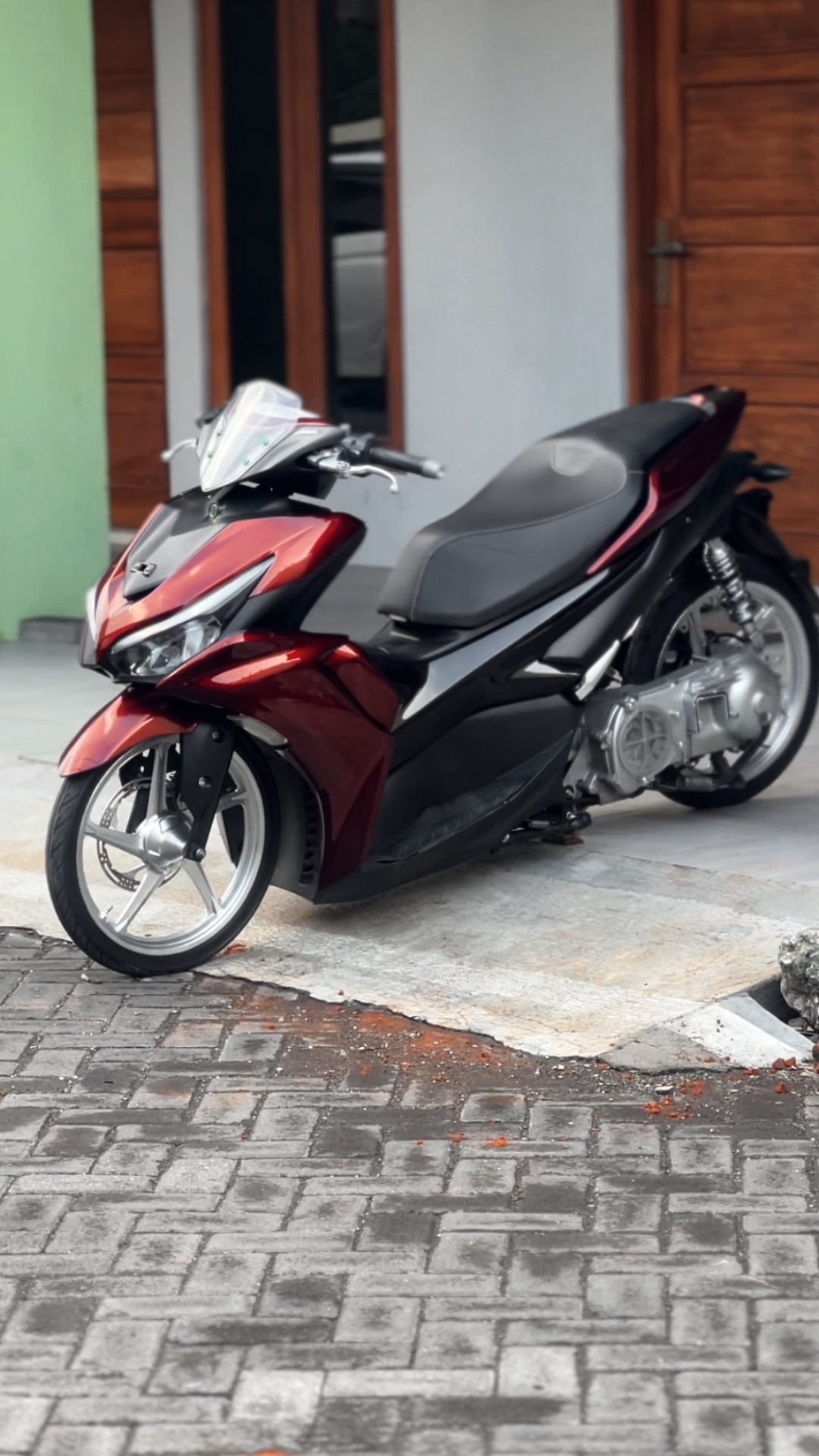Cover Picture