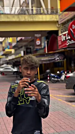 CINTA DI BALIK TIRAI