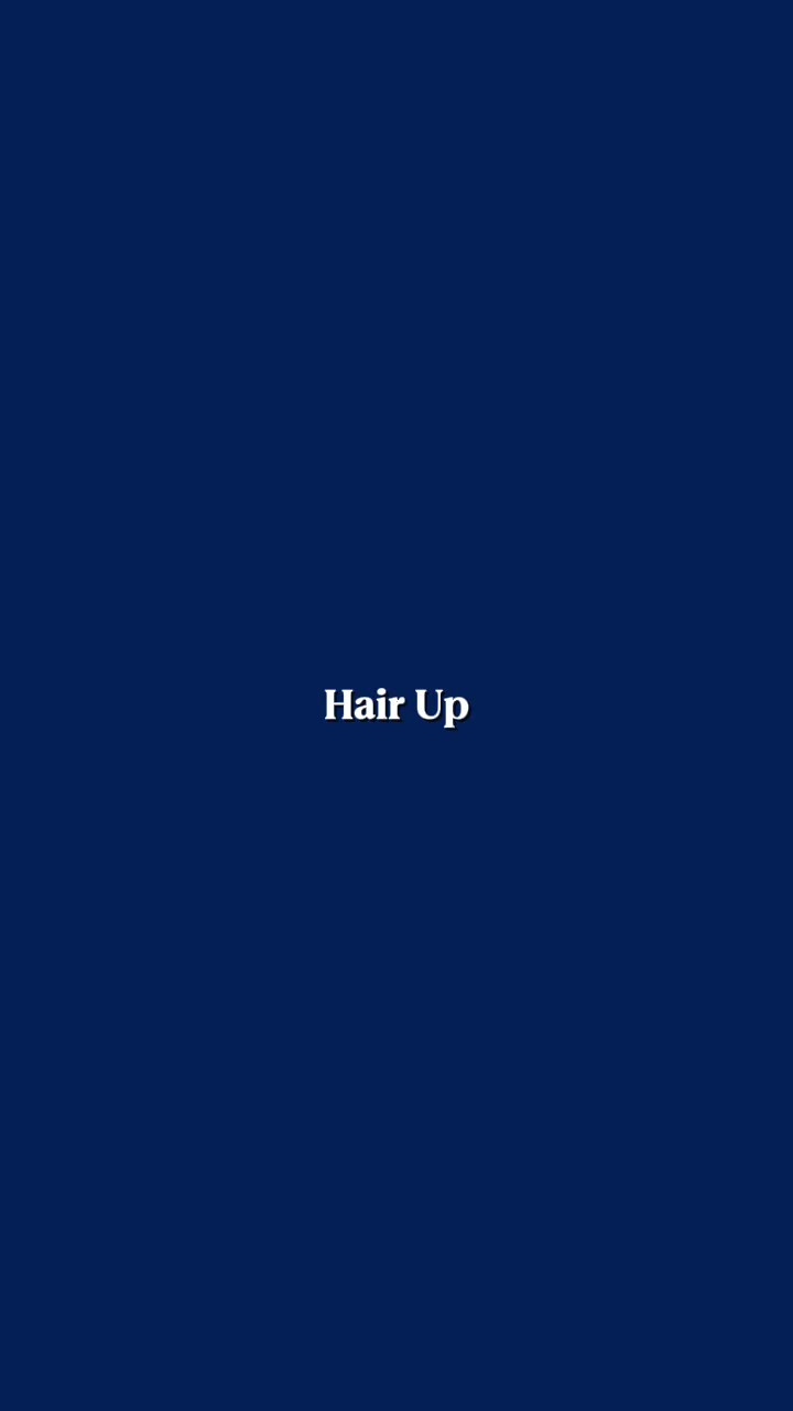 cheveux relevés