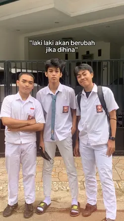 laki laki akan