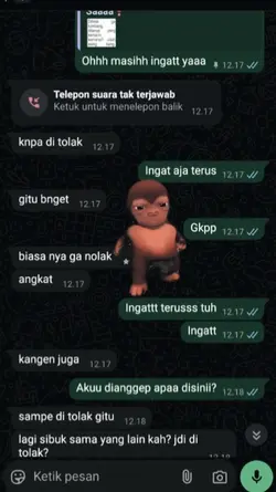PANDANG PERTAMA LIAT