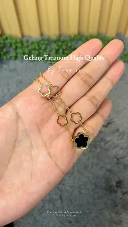 Gelang wanita