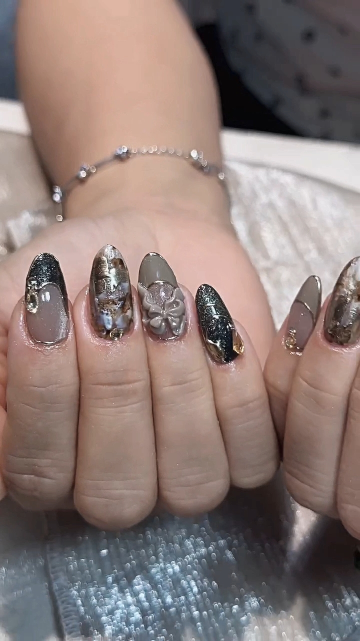 Plantilla de uñas 2