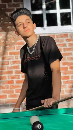 حط صورتك وخش اتريند