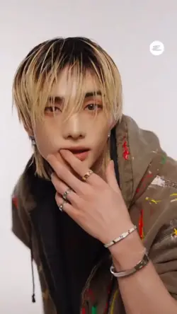 Hyunjin clips