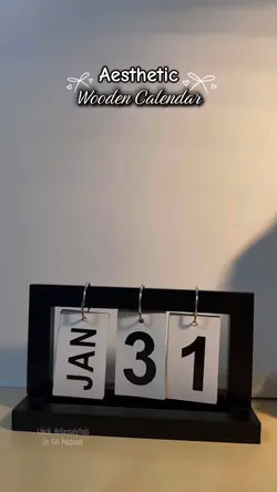 Wooden Calendad
