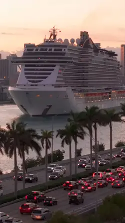 cruise ship