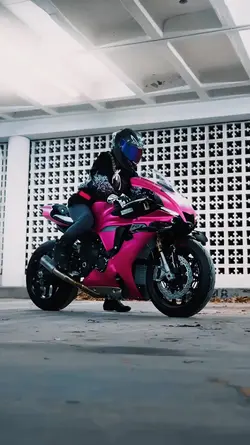 MOTO •-•-🕹️