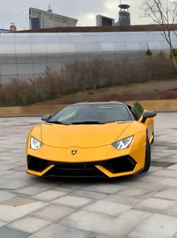 Lamborghini 