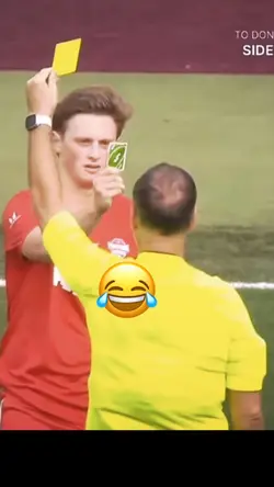 Max fosh yellow card