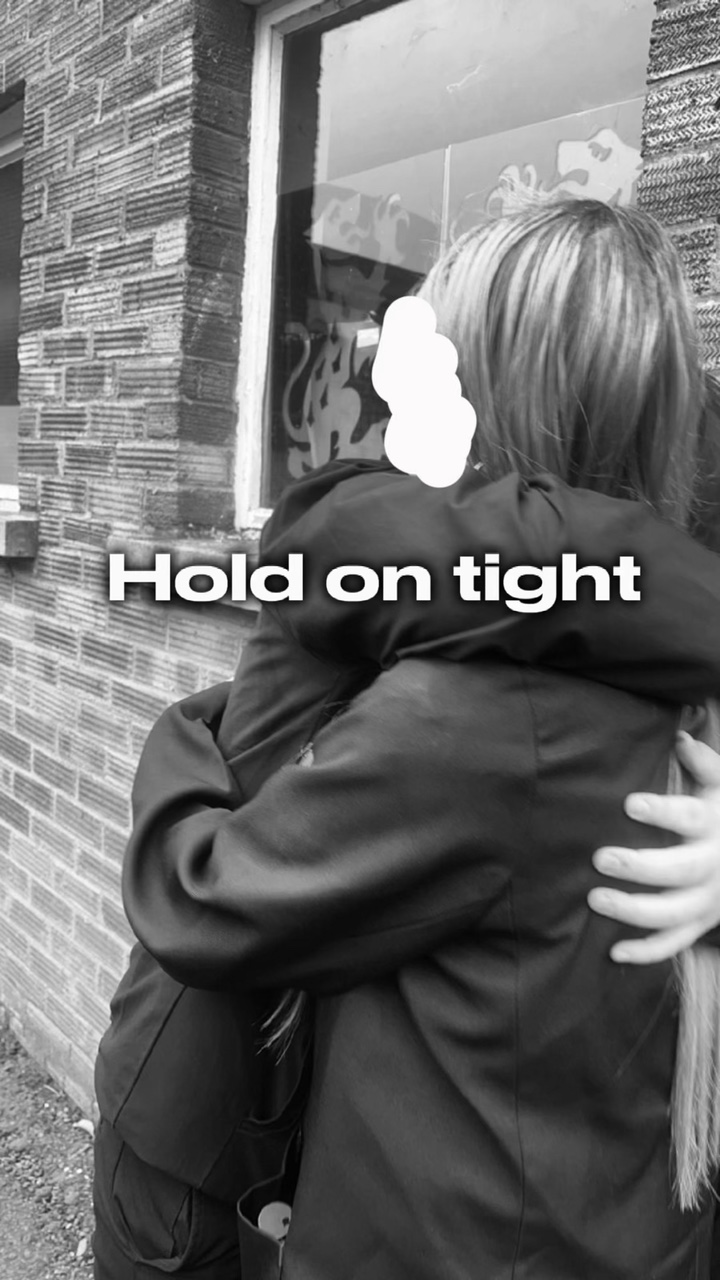 Hold on tight 