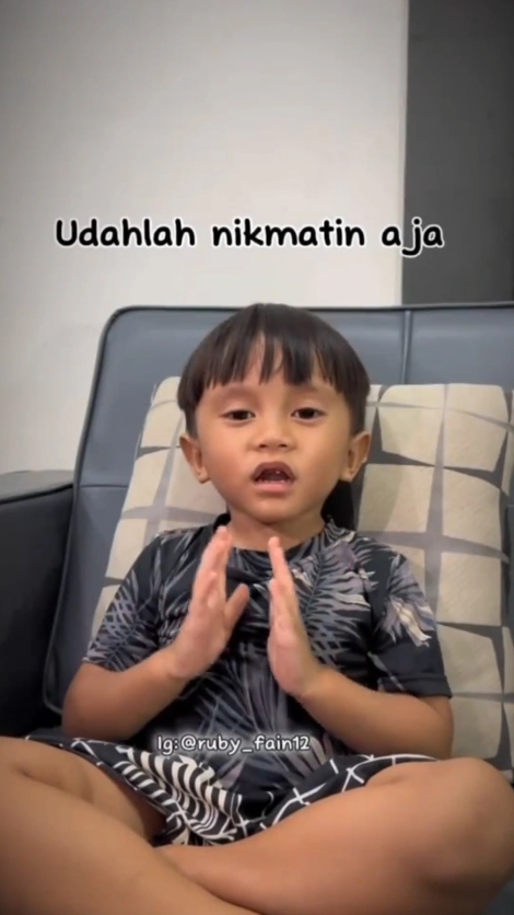 udahlah nikmatin aja