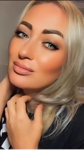 Schönes Mädchen 🥰🥰🥰