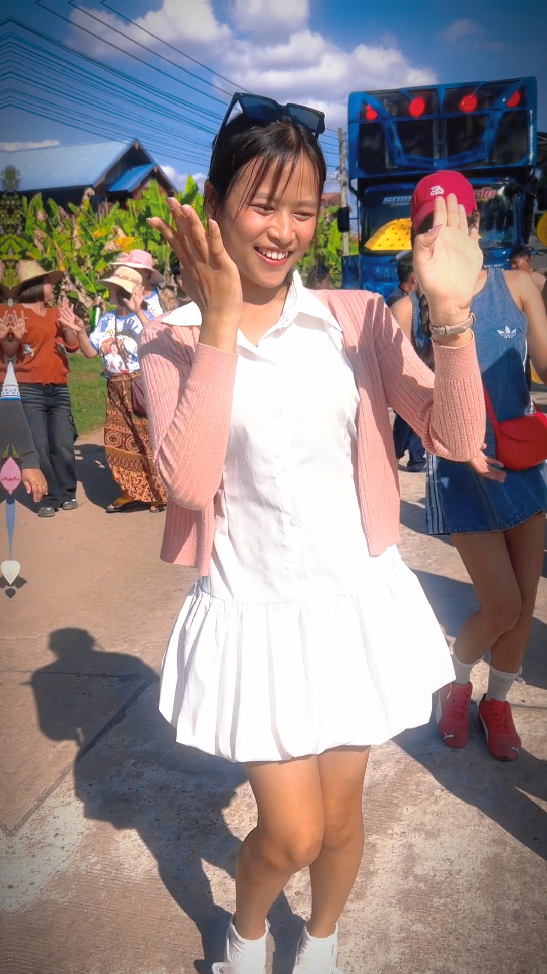 ทุกที่คือเวที