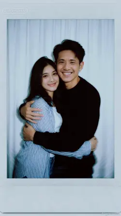 AI TREND POLAROID