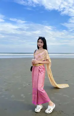 ឈុតនារីរៀបអាពាហ៍ពិពាហ៍ខ្មែរ🇰🇭🌸