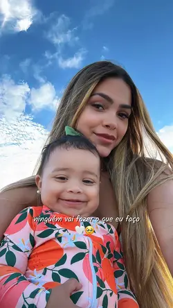 O colo da mãe tá aqu