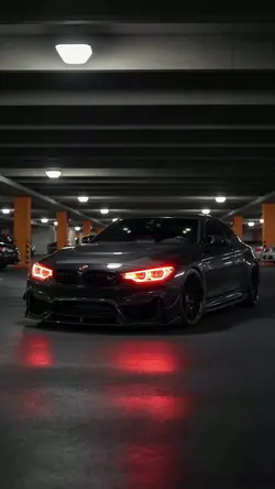 Showroom Noturno do Seu Carro