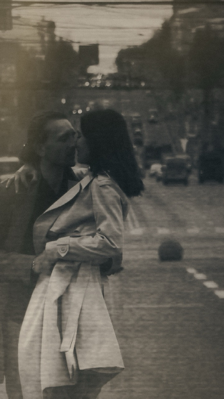 COUPLE BW FX
