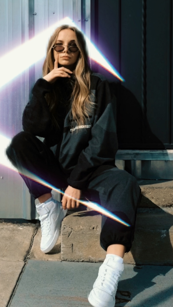 Fashion on Slow Beat