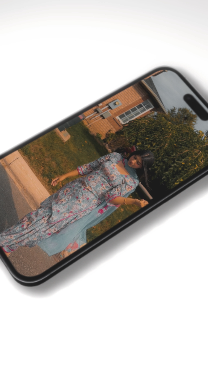 Tari  Photo Trending