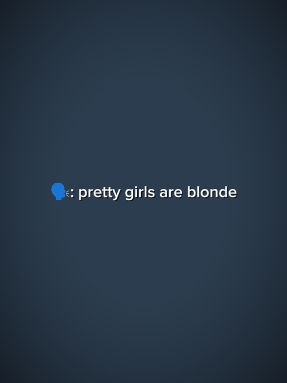 jolie fille est blonde