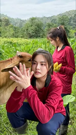 ป่อยล่อยแก้มน้องป่อย