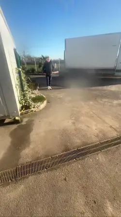 Ajoute 1 clip