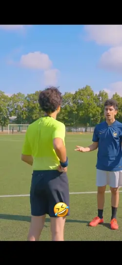 Carton jaune 🤣🤣😭