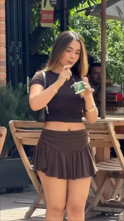 makan es krim