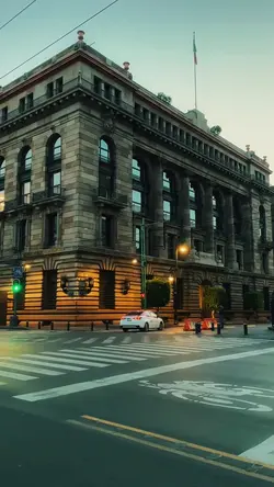 CINEMATIC 