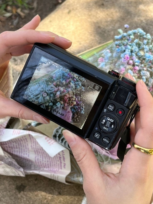 i take the camera