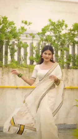 Othaiyadi pathayila 