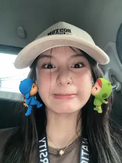 trend stiker pocoyo 